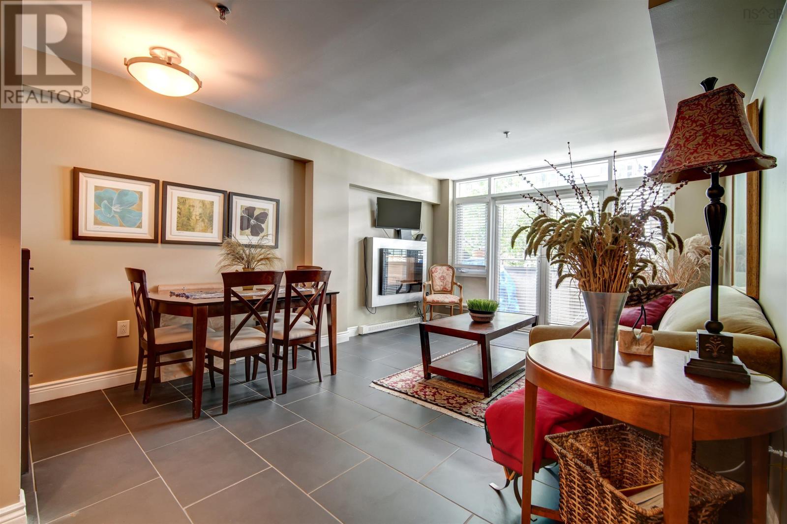 1202 1457 Brenton Street, Halifax Peninsula, Nova Scotia B3J3T3