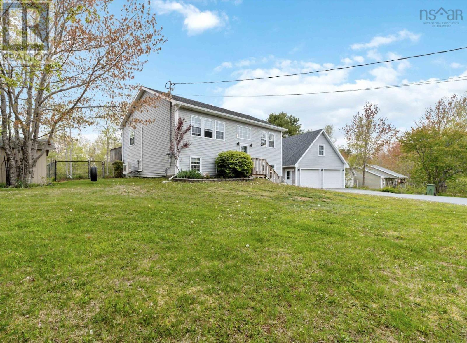 For sale 15736 Highway 3, Hebbville, Nova Scotia B4V6Z7 202310197 REALTOR.ca