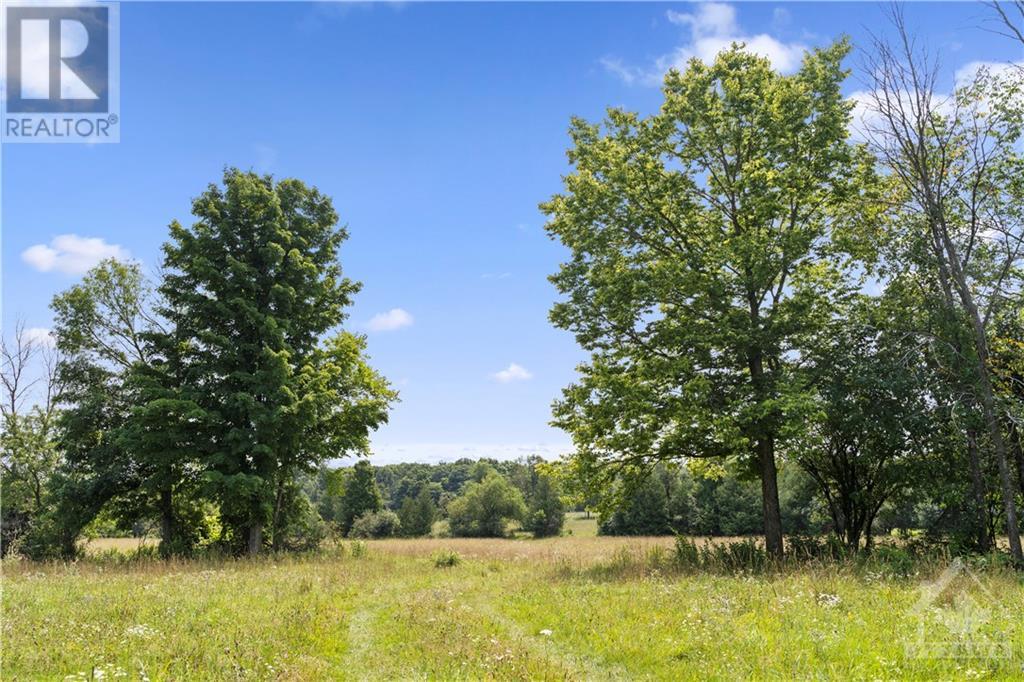 For sale 00 DRUMMOND ROAD, Almonte, Ontario K0A1A0 1354816 REALTOR.ca