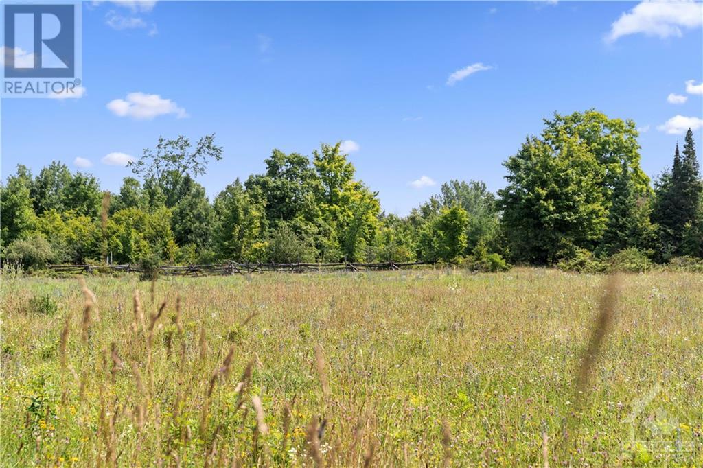 For sale 00 DRUMMOND ROAD, Almonte, Ontario K0A1A0 1354816 REALTOR.ca