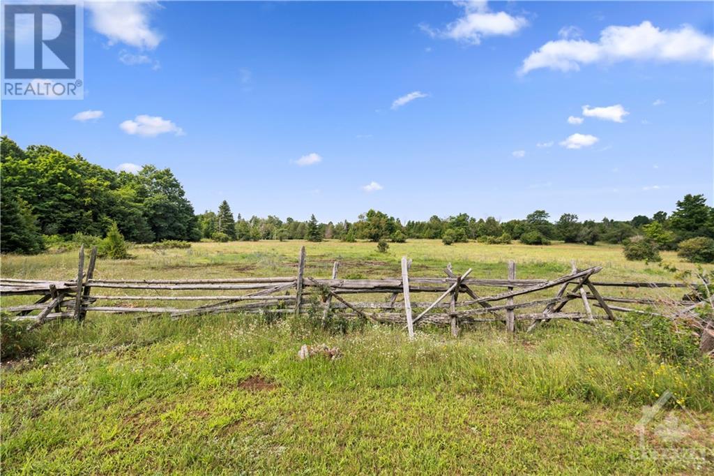 For sale 00 DRUMMOND ROAD, Almonte, Ontario K0A1A0 1355273 REALTOR.ca