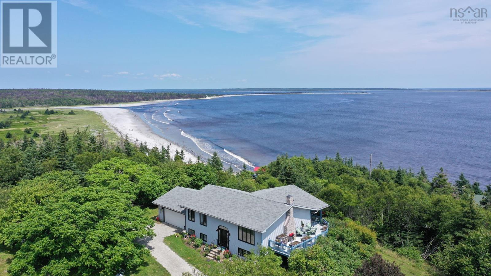 For sale: 245 Round Bay Ferry Road, Round Bay, Nova Scotia B0T1W0 ...