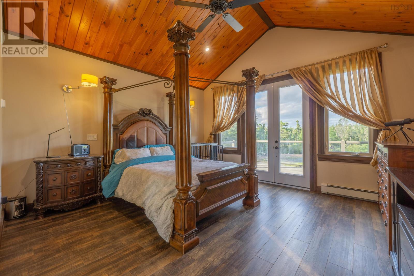 For sale 3993 Clam Harbour Road, Clam Bay, Nova Scotia B0J2L0