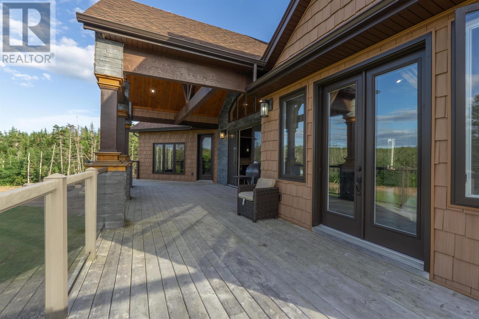 For sale 3993 Clam Harbour Road, Clam Bay, Nova Scotia B0J2L0