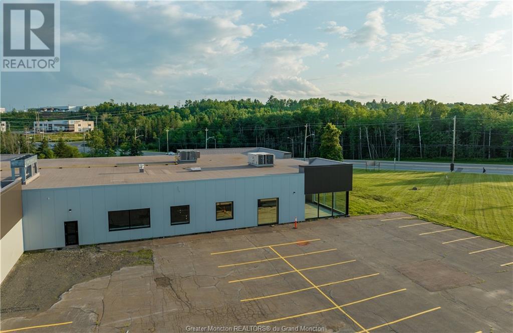 For sale 555 Mapleton, Moncton, New Brunswick E1G2K5 M154542