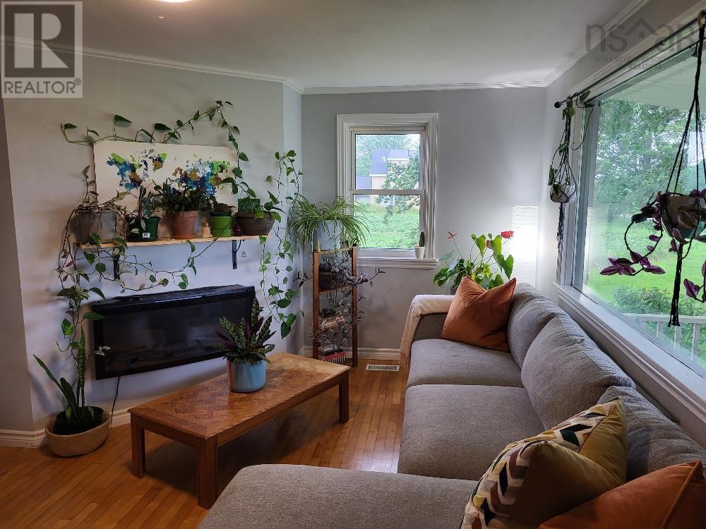 For sale 12163 Highway 2, Lower Onslow, Nova Scotia B0M1C0 202315740