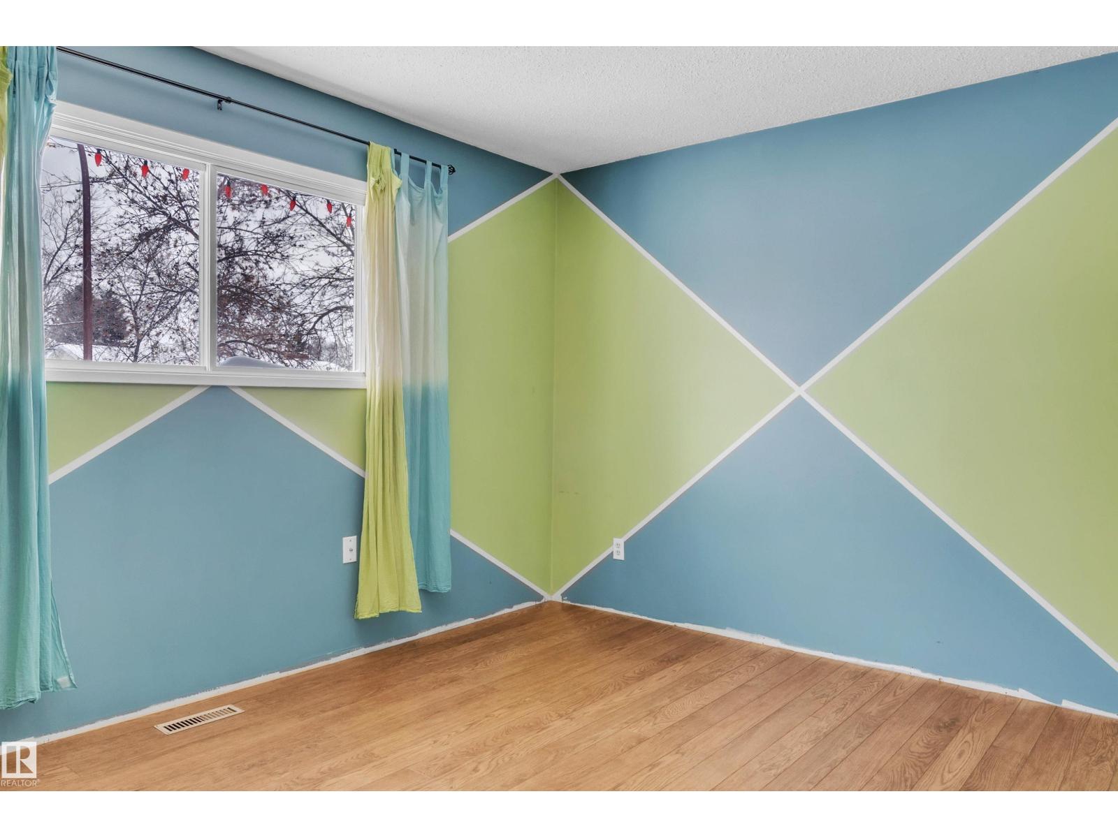 For sale 4514 41A ST, Bonnyville Town, Alberta T9N1K3 E4354244