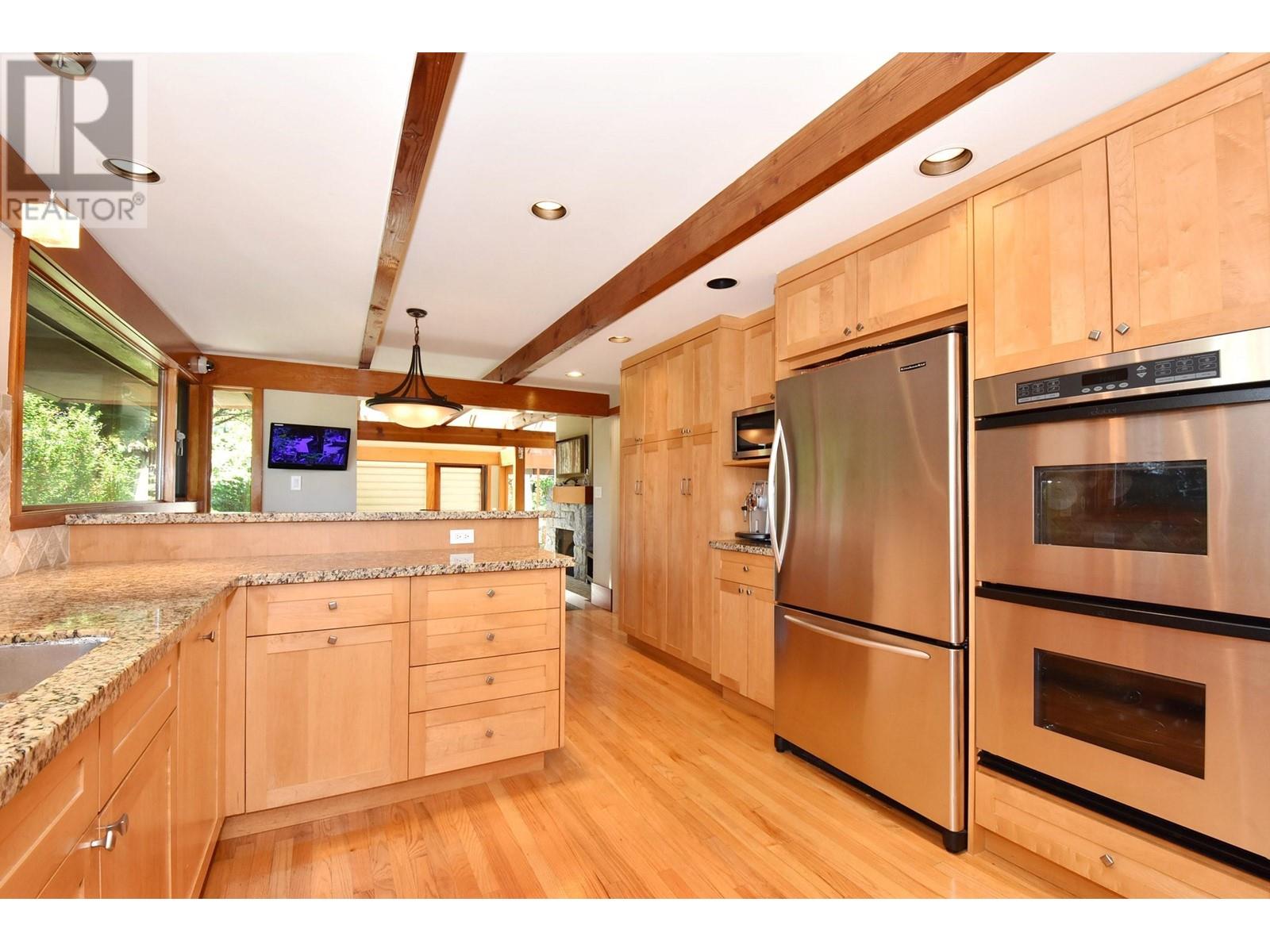 For sale 4635 DRUMMOND DRIVE, Vancouver, British Columbia V6R1E8