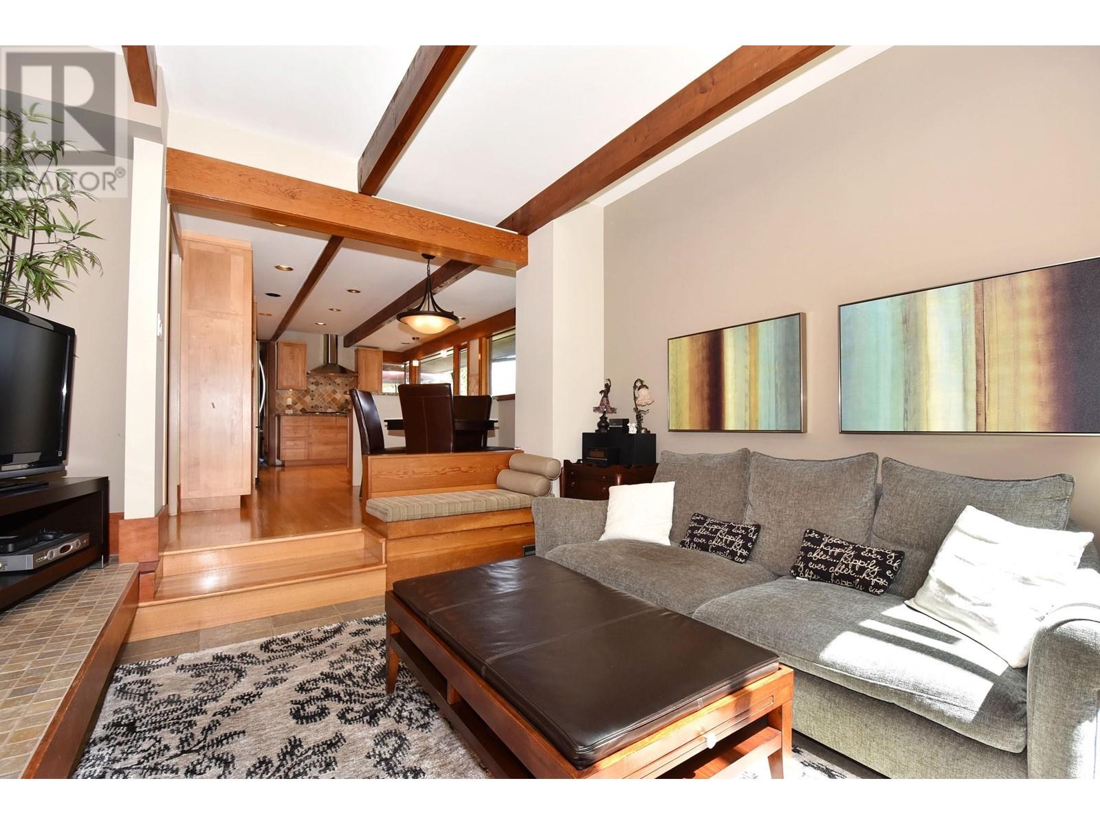 For sale 4635 DRUMMOND DRIVE, Vancouver, British Columbia V6R1E8