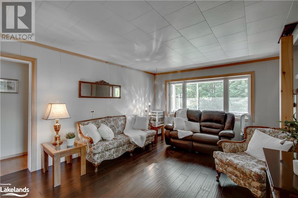 For sale 139 WILSON LAKE Crescent, Port Loring, Ontario P0H1Y0