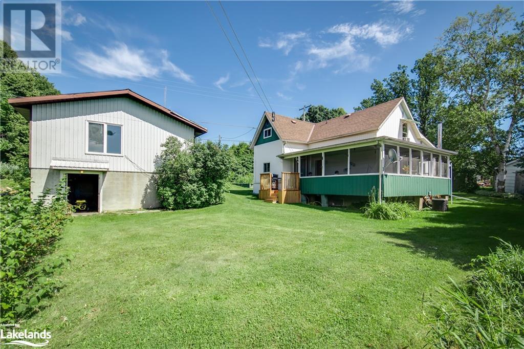 For sale 139 WILSON LAKE Crescent, Port Loring, Ontario P0H1Y0
