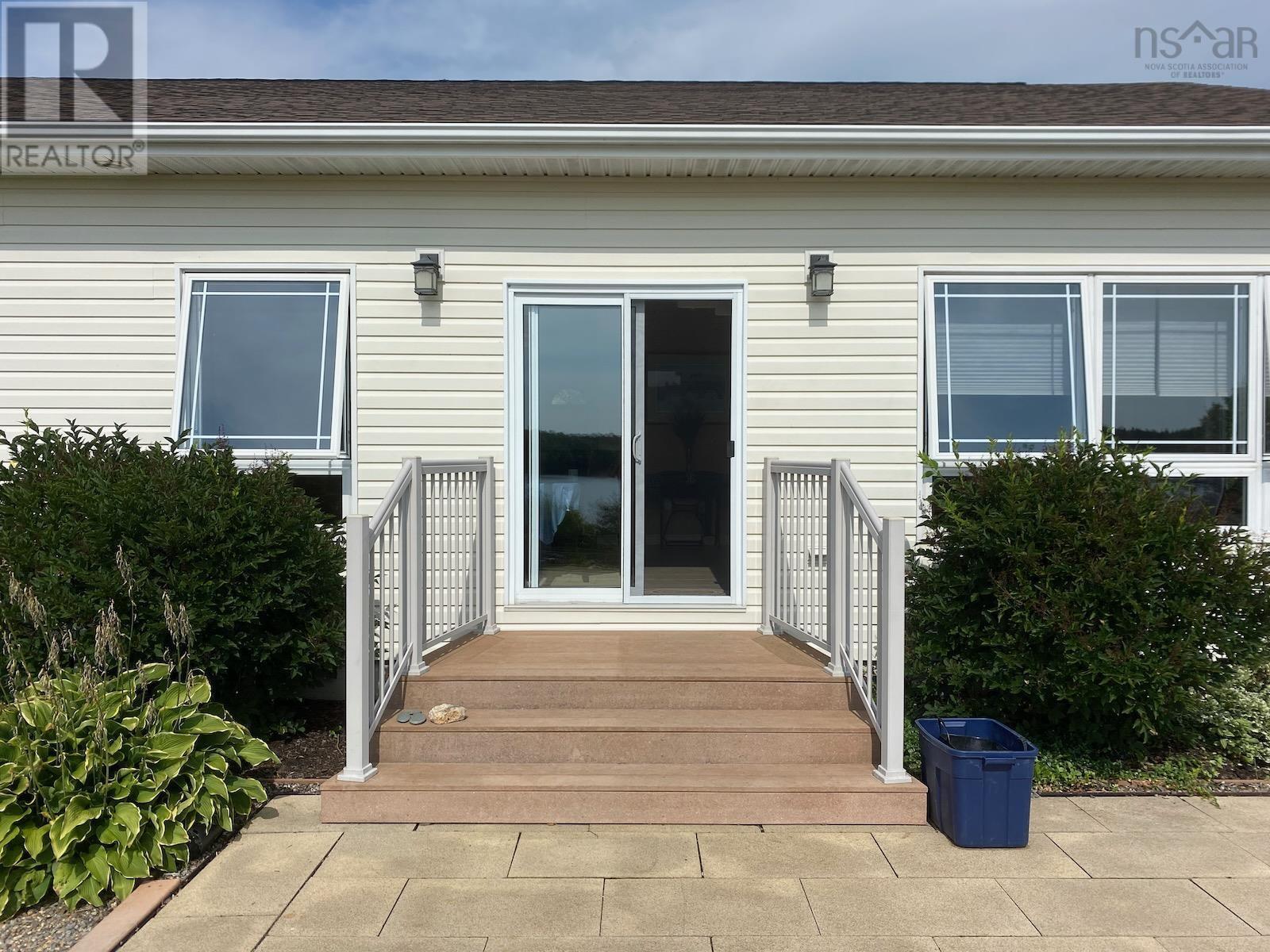 For sale 60 Seth Lane, Meteghan River, Nova Scotia B0W2L0 202317067