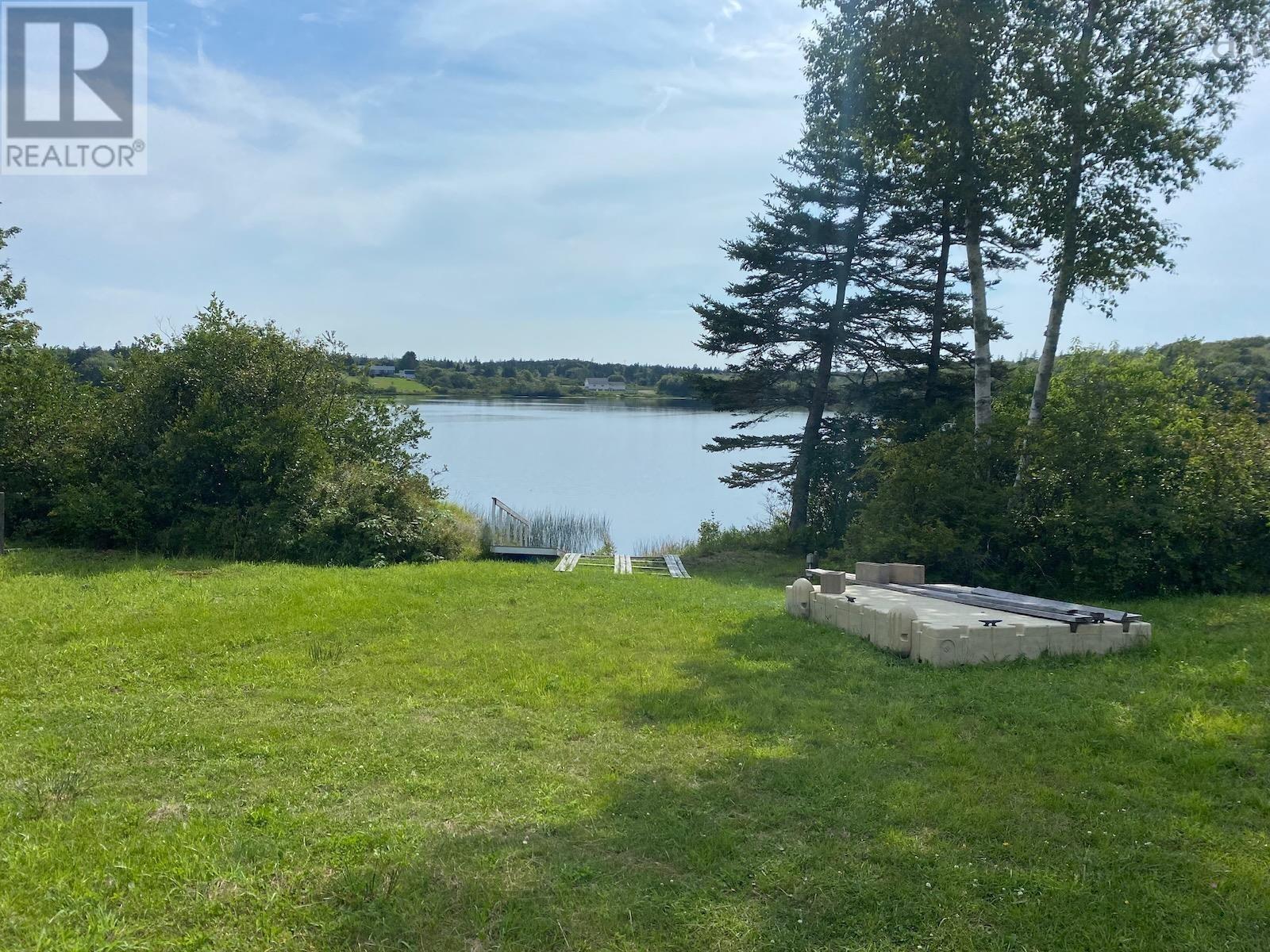 For sale 60 Seth Lane, Meteghan River, Nova Scotia B0W2L0 202317067 REALTOR.ca