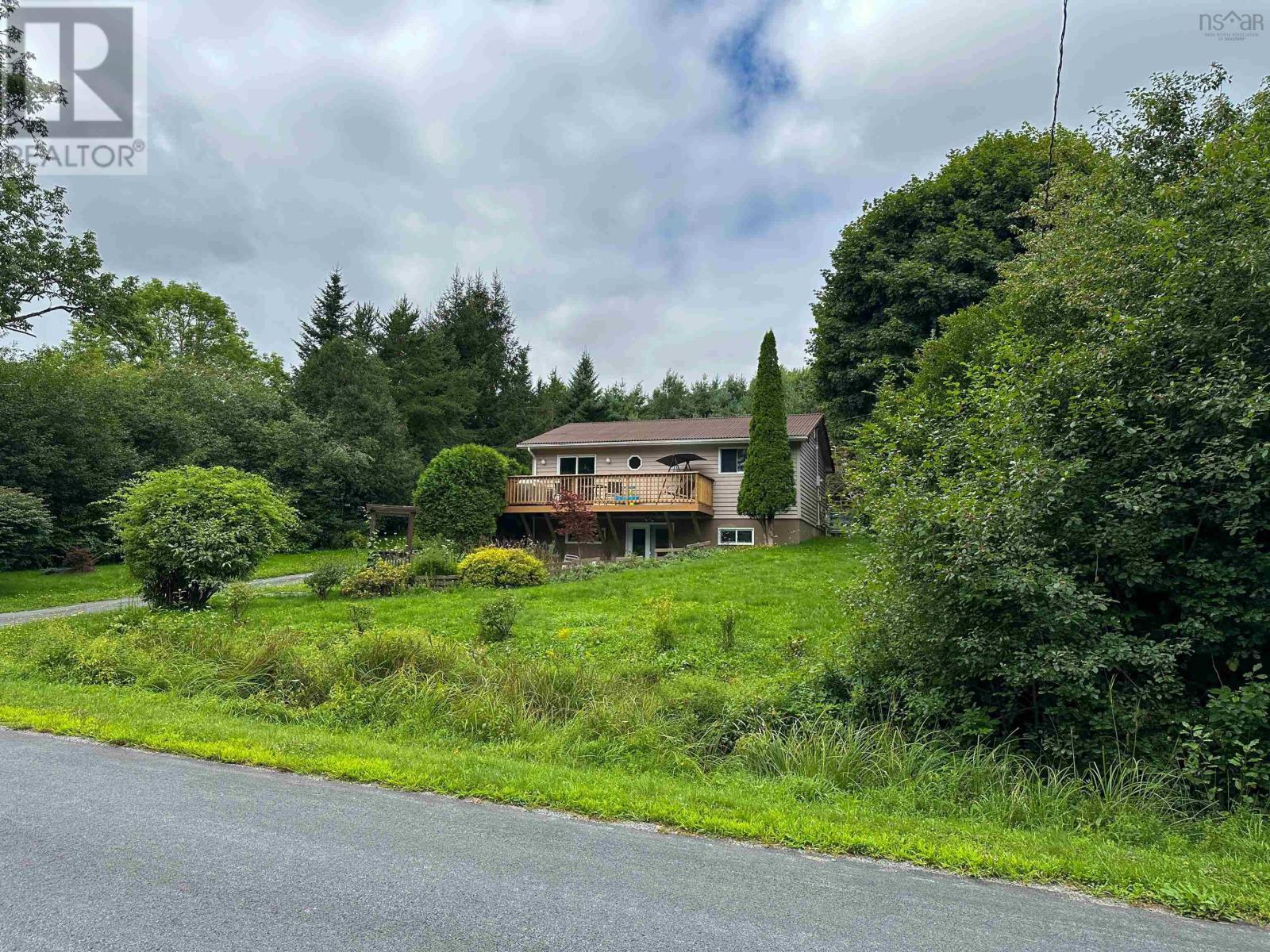 For sale 1521 HIBERNIA Road, Caledonia, Nova Scotia B0T1B0 202317473