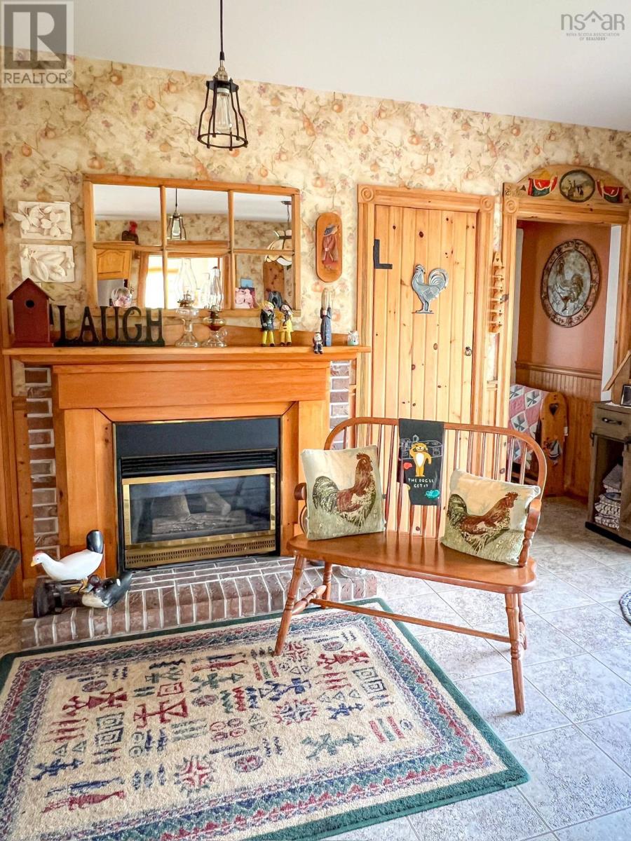 For sale 393 Highway 8, Milton, Nova Scotia B0T1P0 202309392