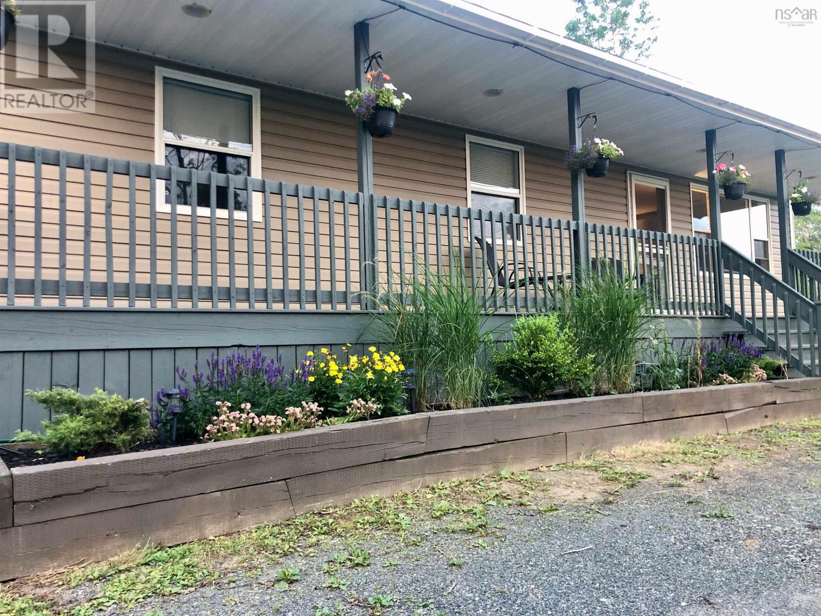 For sale 71 Cambey Avenue, Stellarton, Nova Scotia B0K1S0 202317503