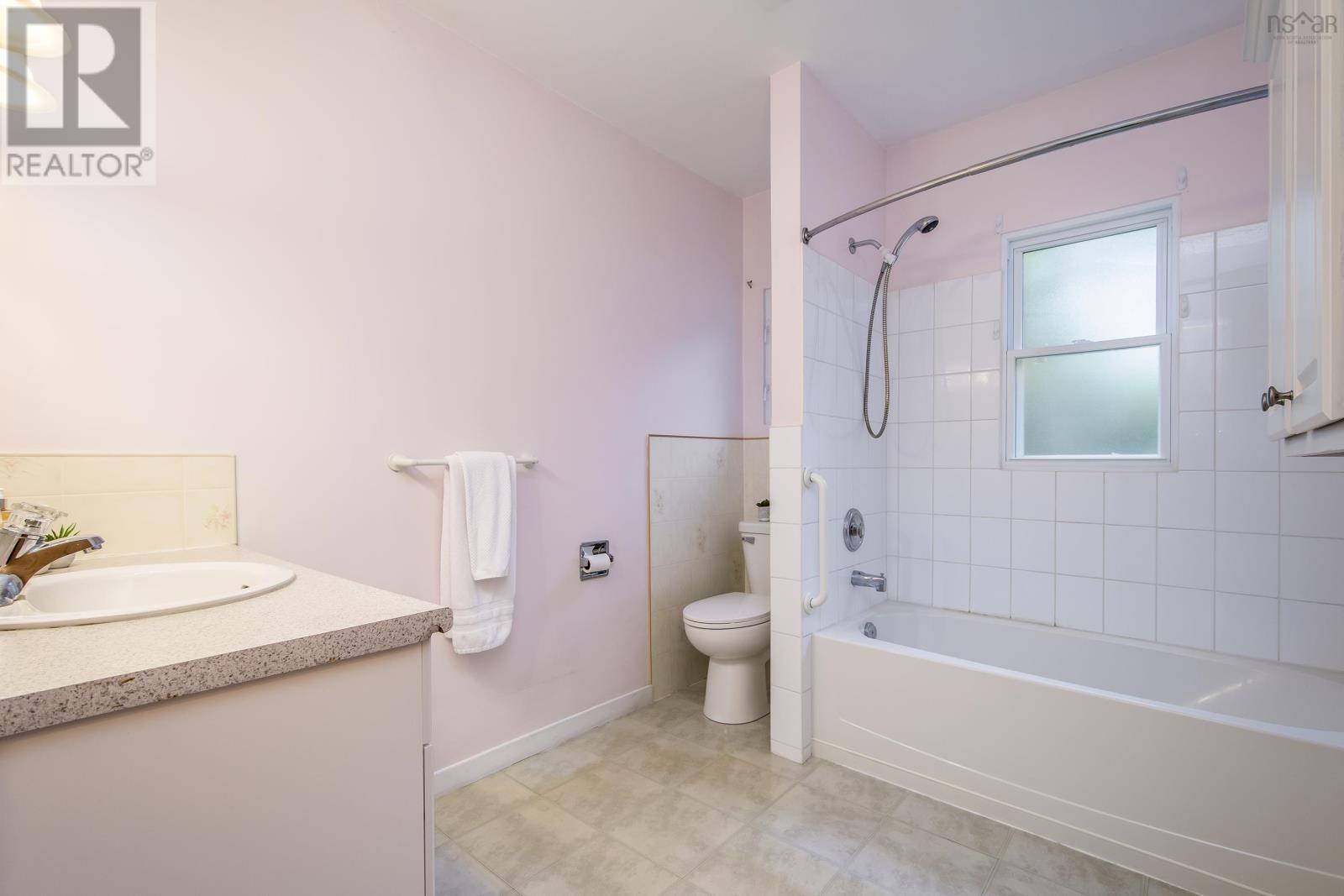 5621 St. Margarets Bay Road, Head Of St. Margarets Bay, Nova Scotia