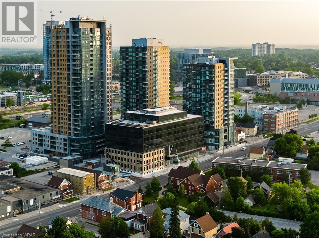 For lease 120 VICTORIA Street, Kitchener, Ontario N2G2B3 40200545