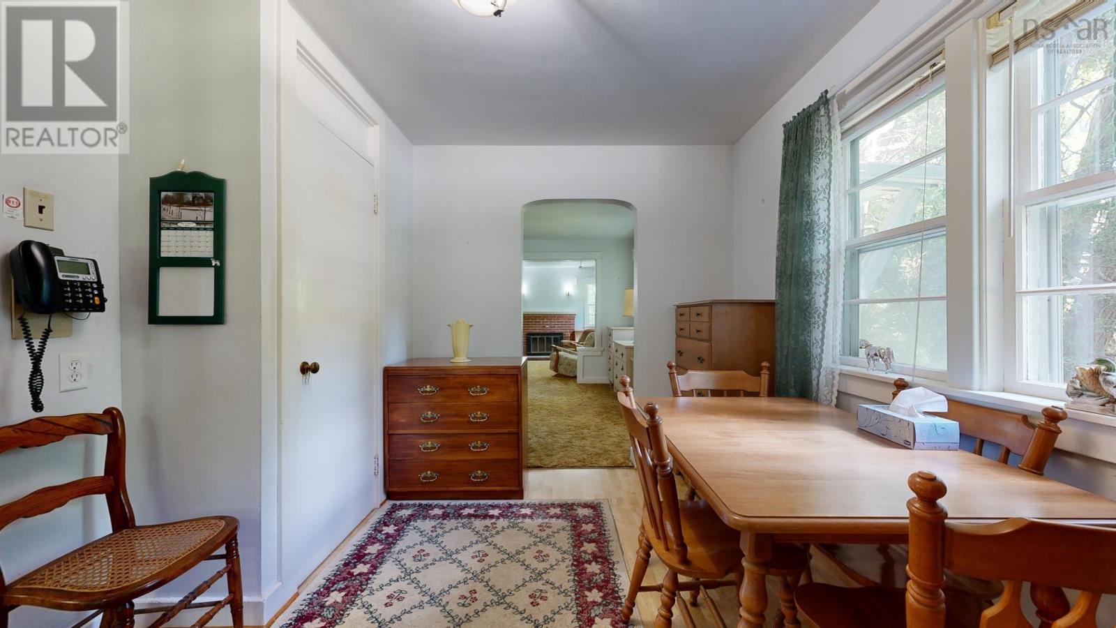 For sale 1033 Victoria Road, Aylesford, Nova Scotia B0P1C0 202316317