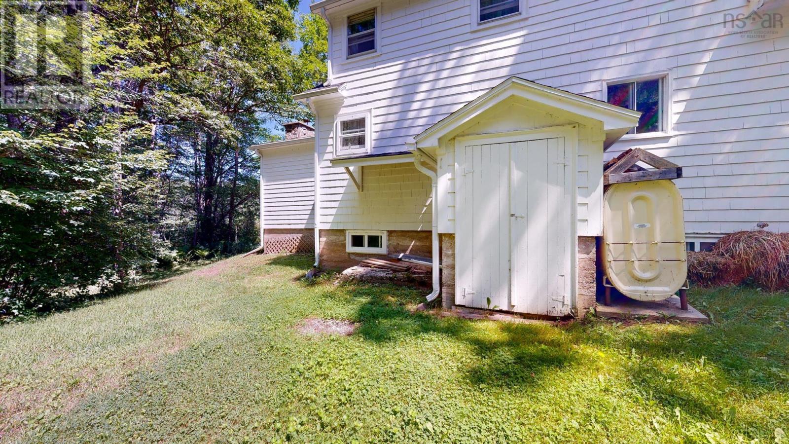 For sale 1033 Victoria Road, Aylesford, Nova Scotia B0P1C0 202316317 REALTOR.ca