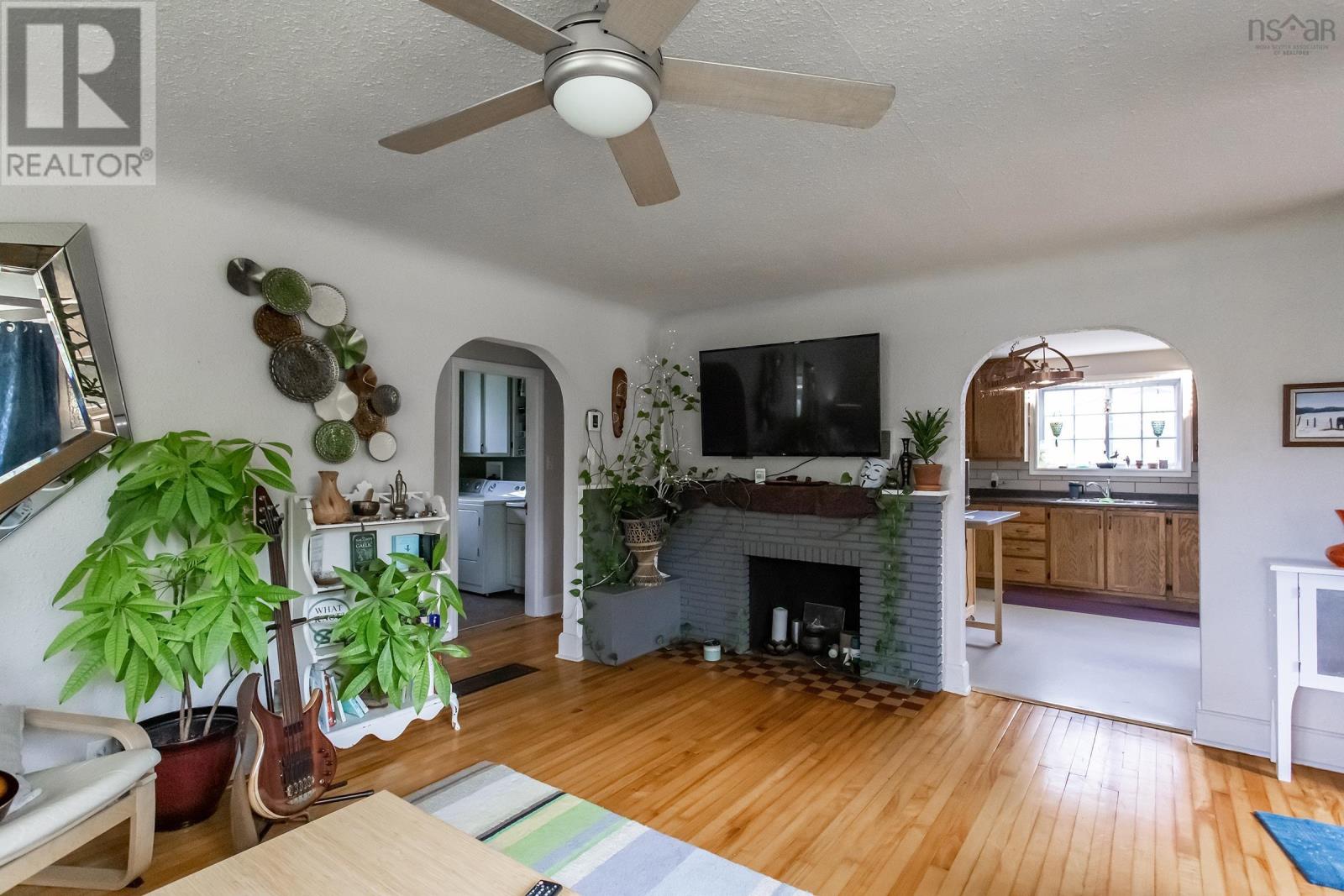 For sale 1453714539 Highway 1, Wilmot, Nova Scotia B0P1W0 202317410 REALTOR.ca