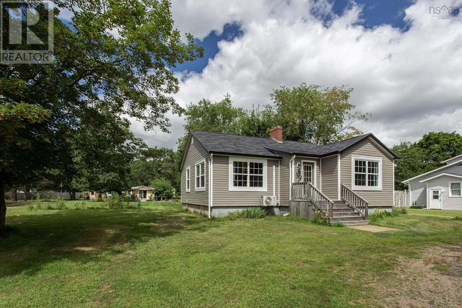 For sale 1453714539 Highway 1, Wilmot, Nova Scotia B0P1W0 202317410