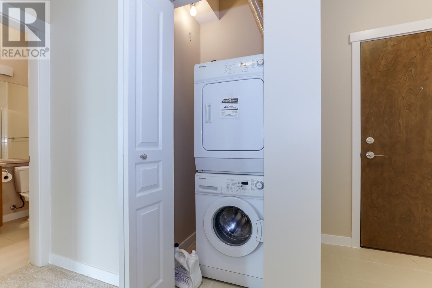 For sale 432 9500 ODLIN ROAD,