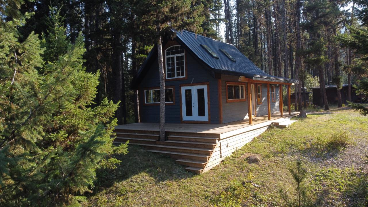 For sale Km 44 WESTSIDE ROAD, Brisco, British Columbia V0A1B0