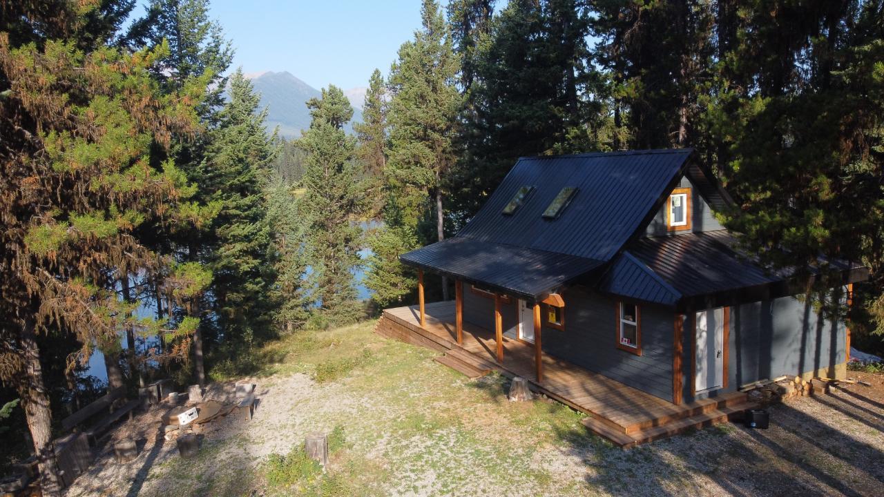 For sale Km 44 WESTSIDE ROAD, Brisco, British Columbia V0A1B0