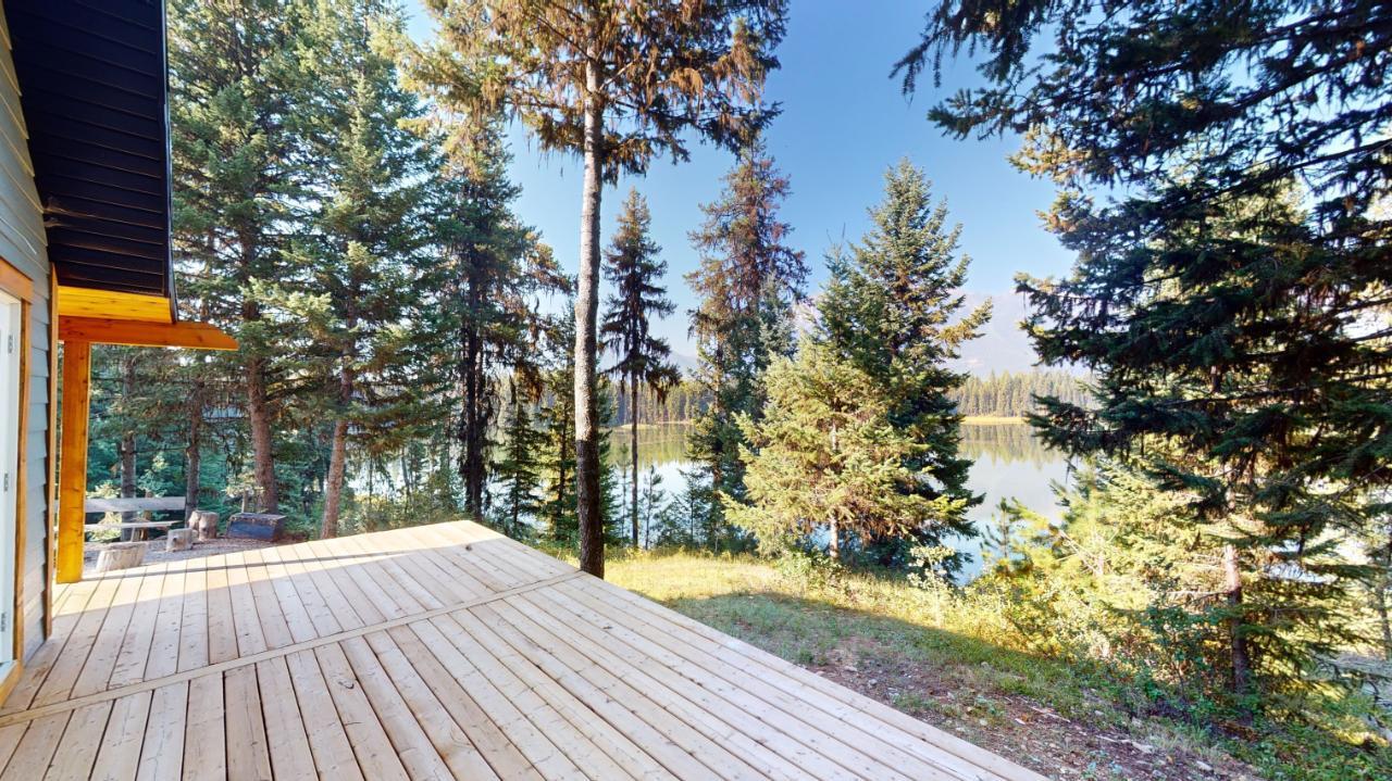 For sale Km 44 WESTSIDE ROAD, Brisco, British Columbia V0A1B0