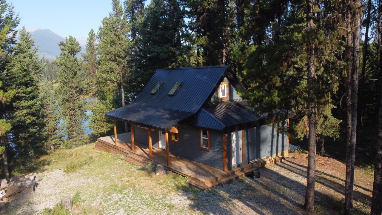 For sale Km 44 WESTSIDE ROAD, Brisco, British Columbia V0A1B0