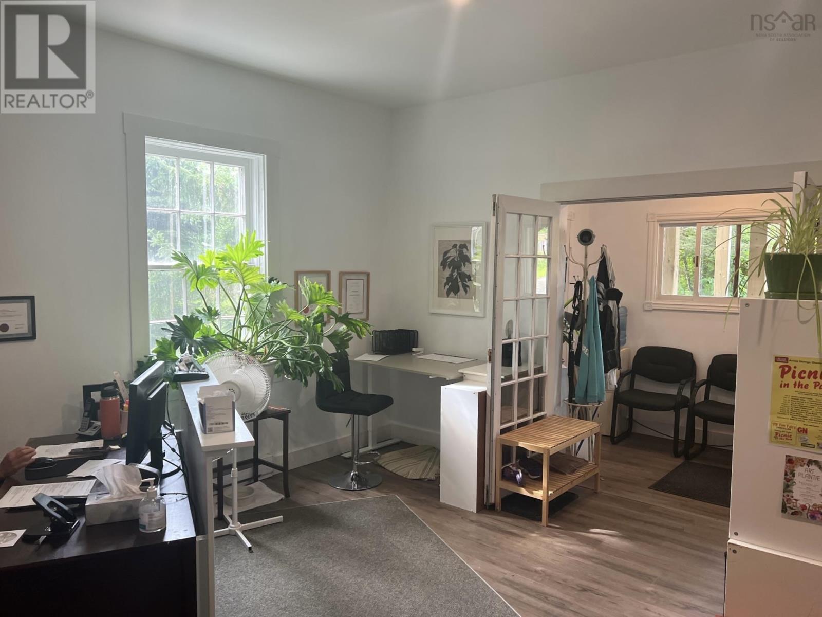 For sale 350 Main Street, Mahone Bay, Nova Scotia B0J2E0 202318056