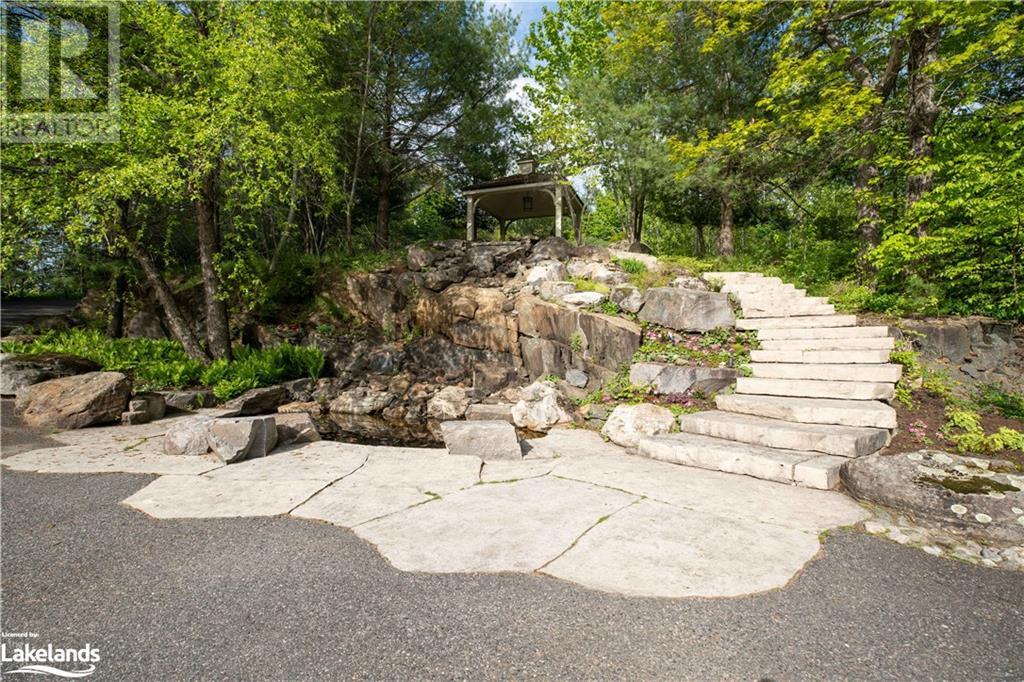 For sale 1250 WALDMERE Road, Bracebridge, Ontario P1L1W8 40407856