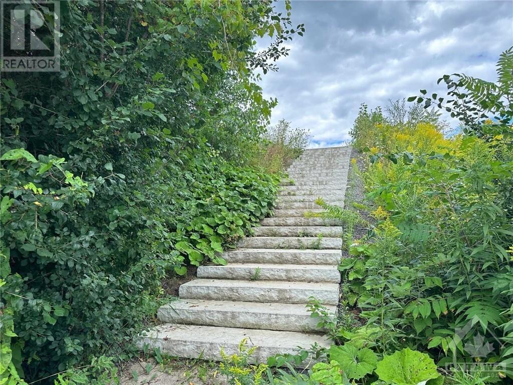 For sale 1 SHORESIDE WAY, Maitland, Ontario K6V5T1 1358181 REALTOR.ca