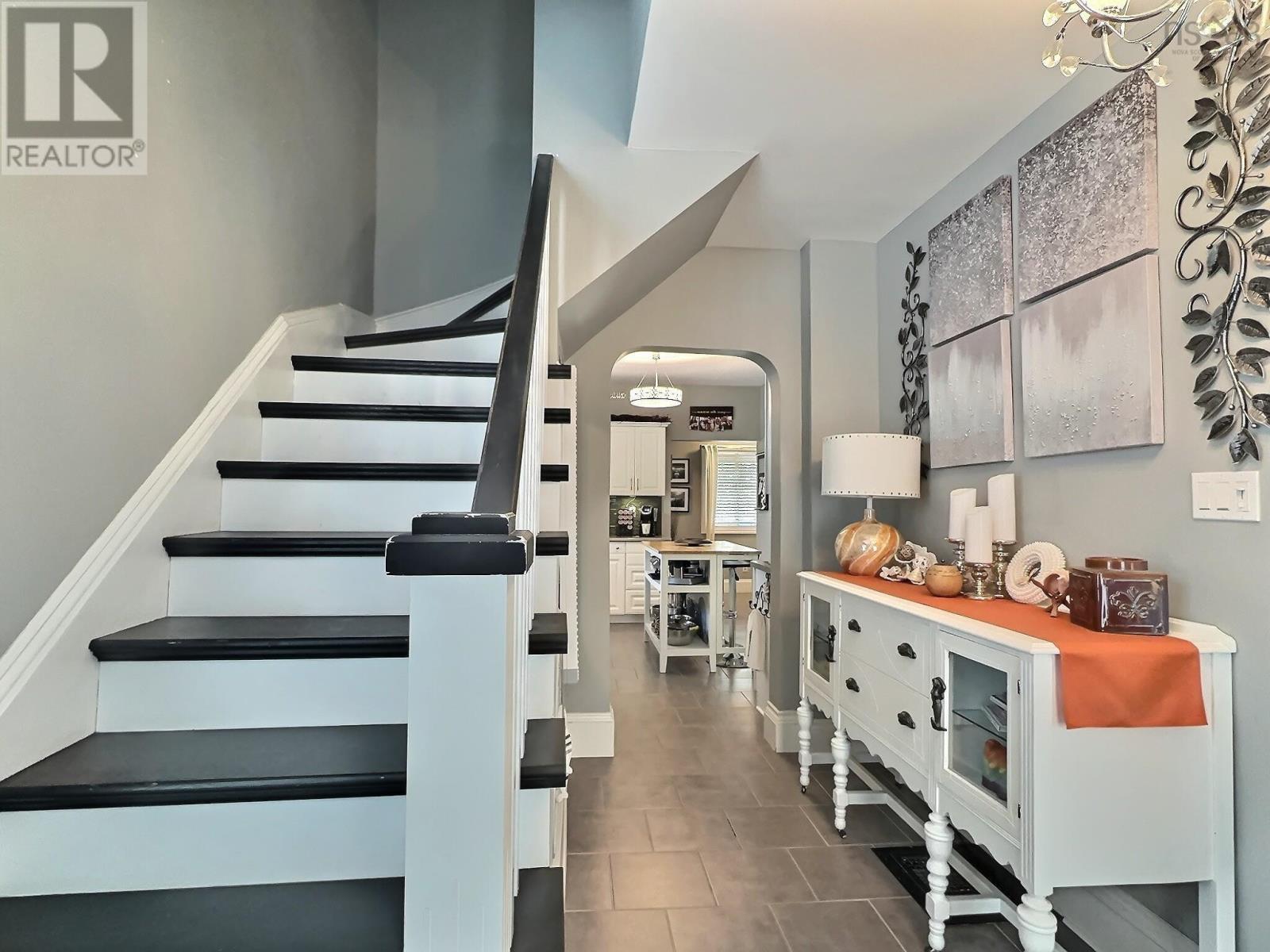 For sale 463 Robie Street, Truro, Nova Scotia B2N1M1 202317677