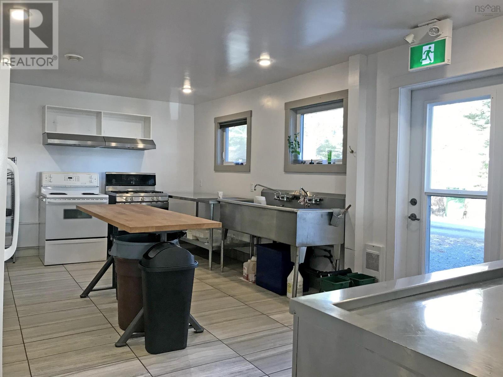 6756 3 Highway, Hunts Point, Nova Scotia B0T1G0 REALTOR.ca