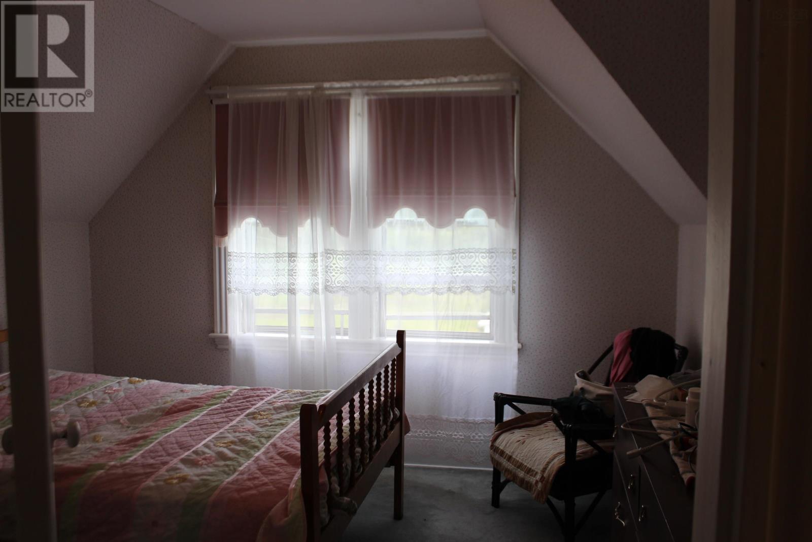 For sale 33 Macmillan Hill Road, Isaacs Harbour, Nova Scotia B0H1S0