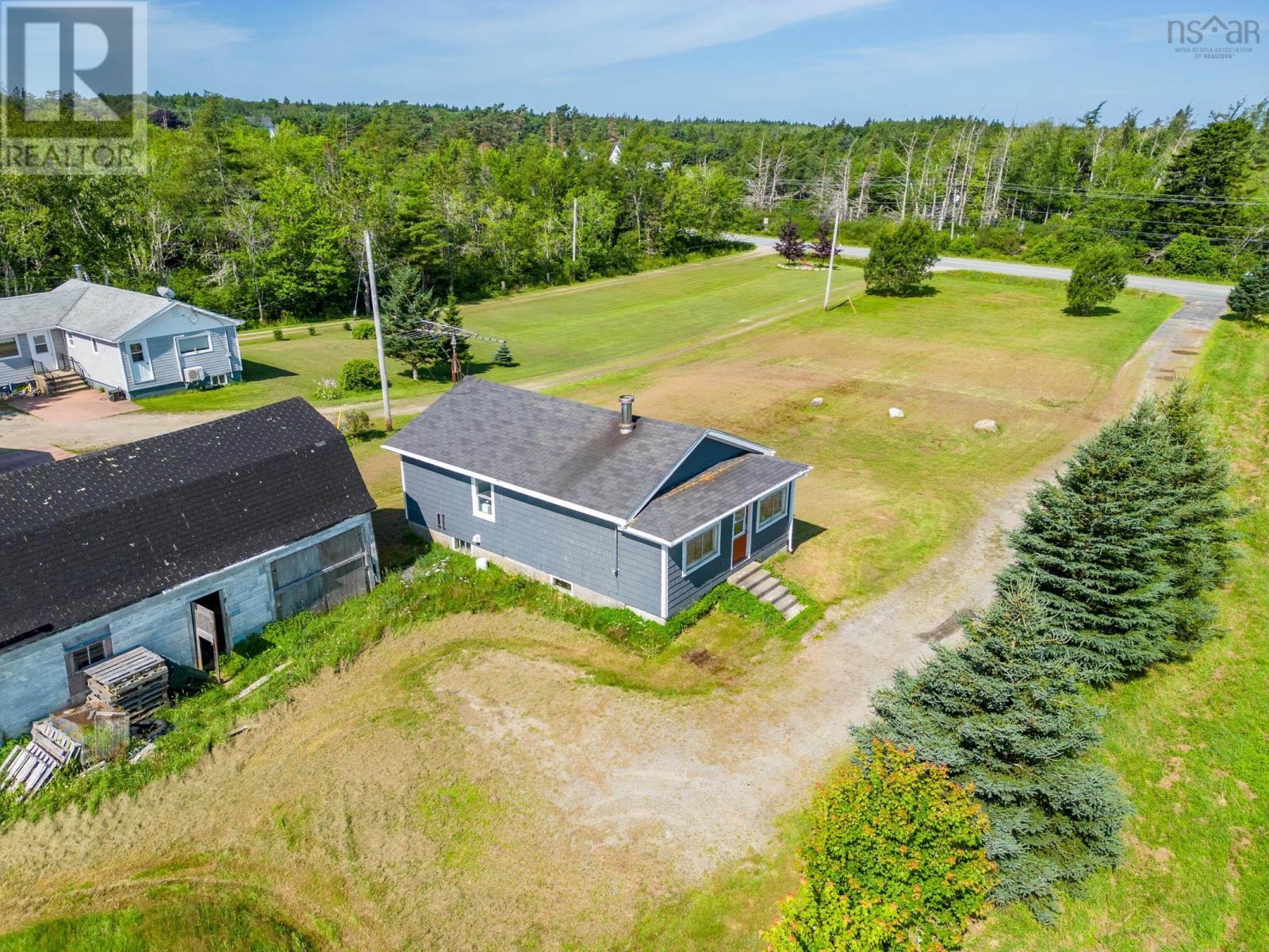 For sale 590 Second Division Road, Meteghan, Nova Scotia B0W2L0