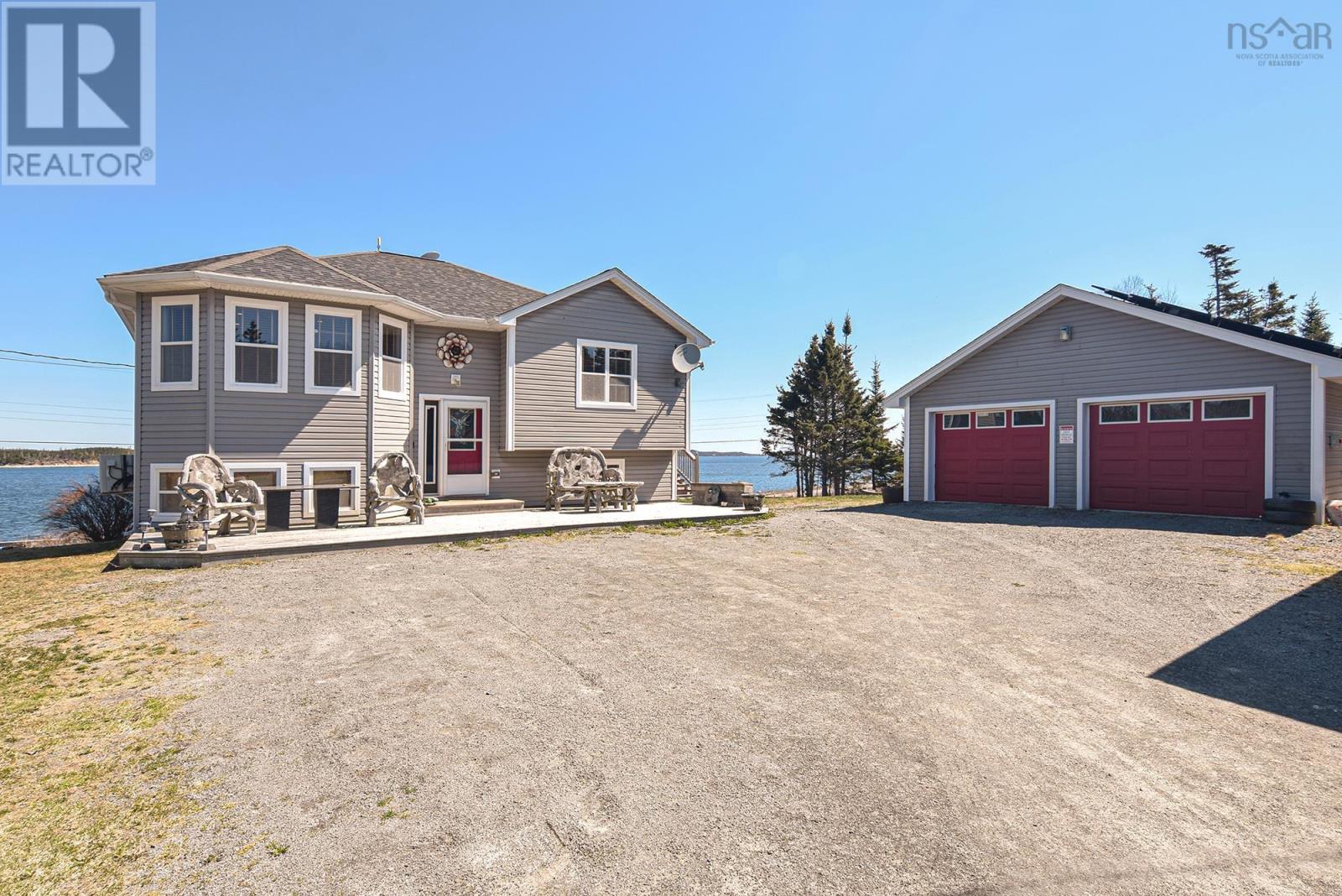 2372 Passage Road, Beaver Harbour, Nova Scotia B0J2R0 REALTOR.ca