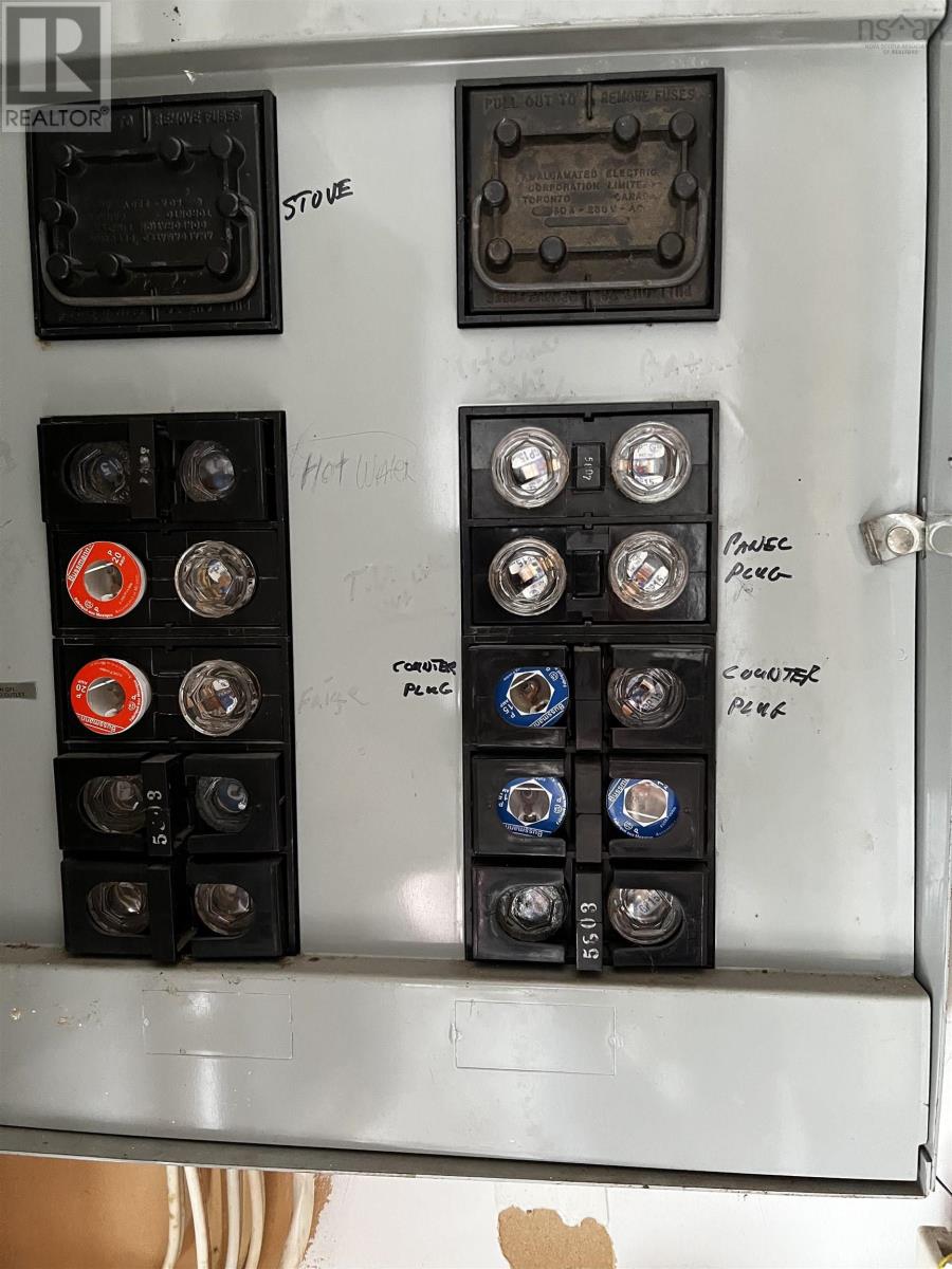 For sale 24 Summer Street, North Sydney, Nova Scotia B2A1J1