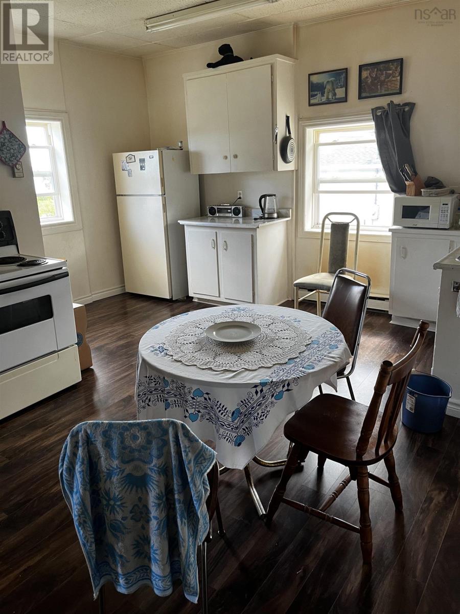 For sale 24 Summer Street, North Sydney, Nova Scotia B2A1J1 202318063 REALTOR.ca