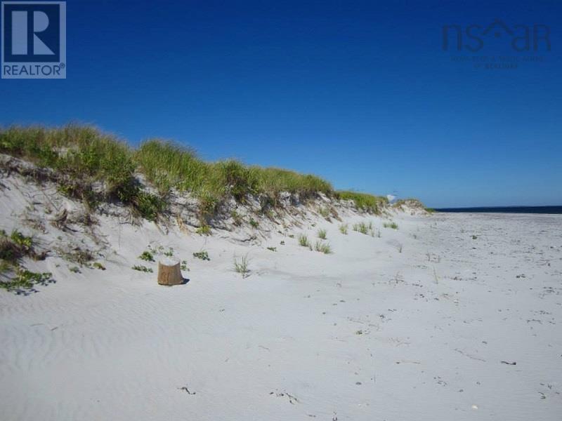 For sale 1001 Hawk Point Road, Lower Clarks Harbour, Nova Scotia