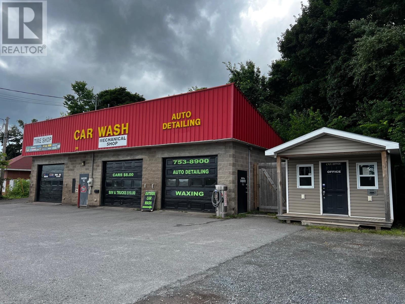 For sale 39 Stellarton Road, New Glasgow, Nova Scotia B2H1L7