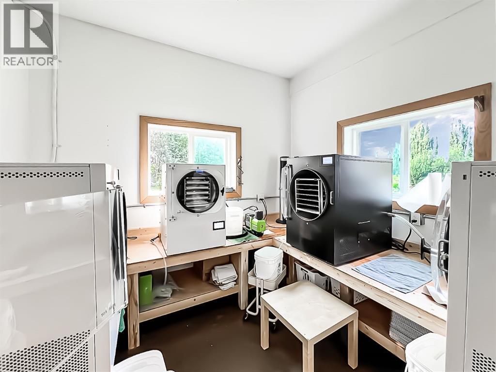 For sale 19132 TWP 825, Rural Northern Sunrise County, Alberta T8S1T1