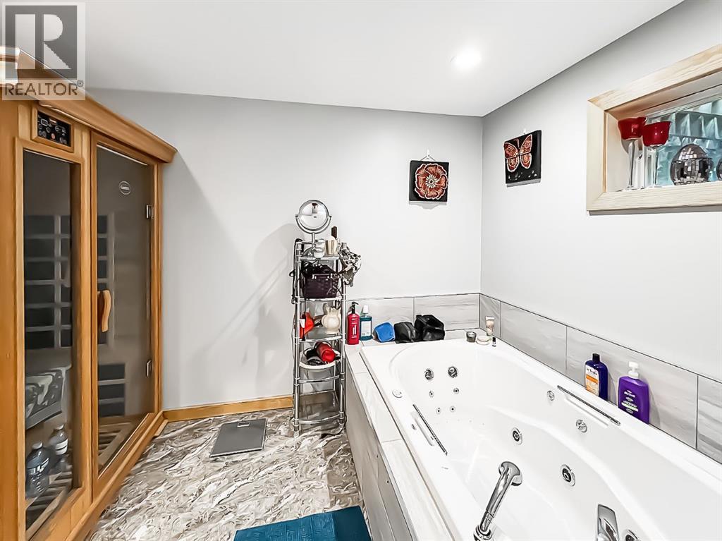 For sale 19132 TWP 825, Rural Northern Sunrise County, Alberta T8S1T1