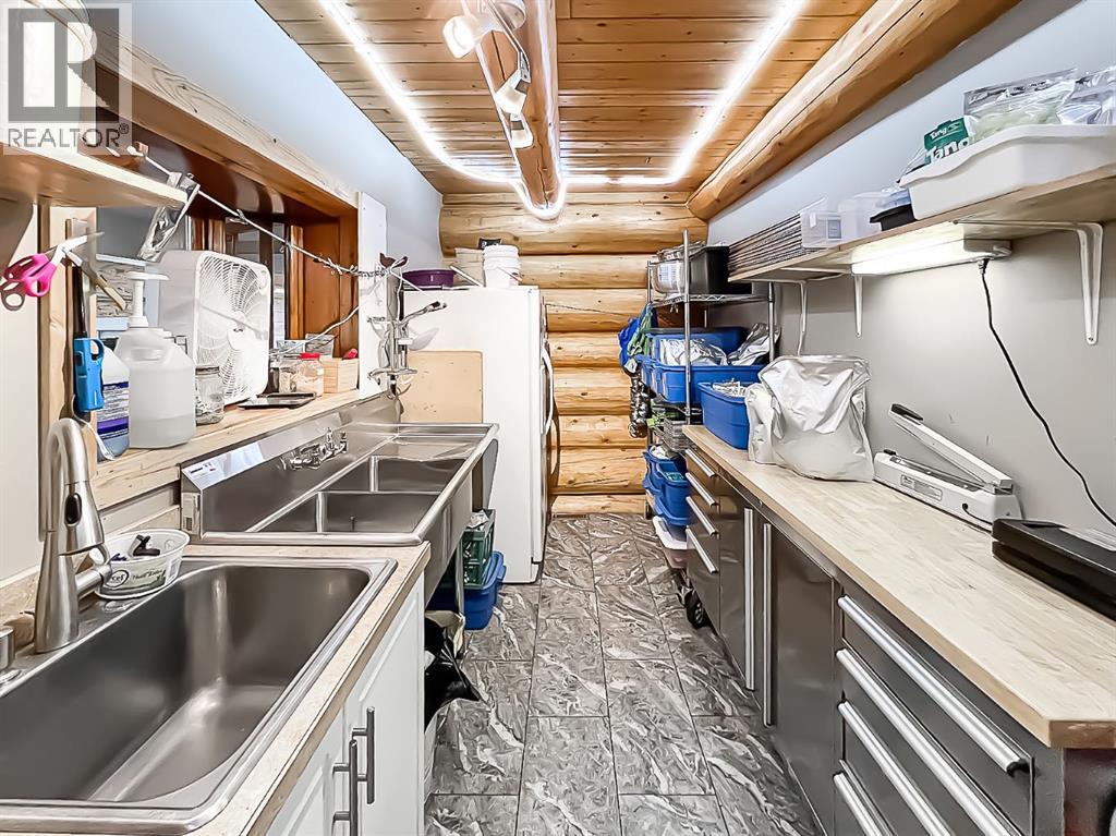 For sale 19132 TWP 825, Rural Northern Sunrise County, Alberta T8S1T1