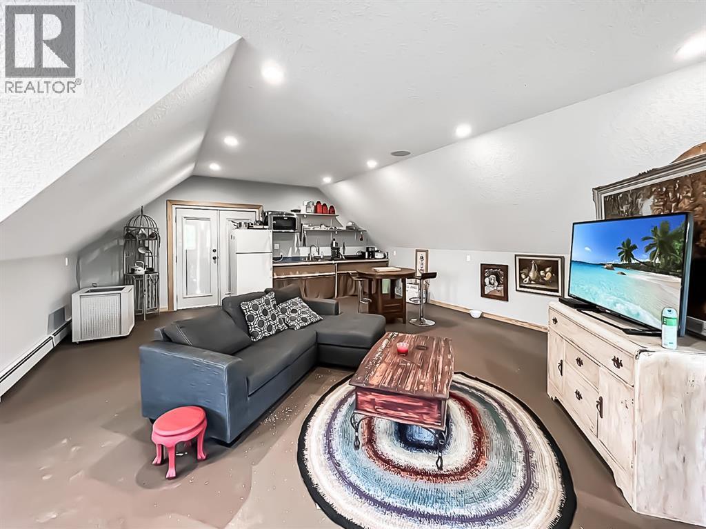 For sale 19132 TWP 825, Rural Northern Sunrise County, Alberta T8S1T1