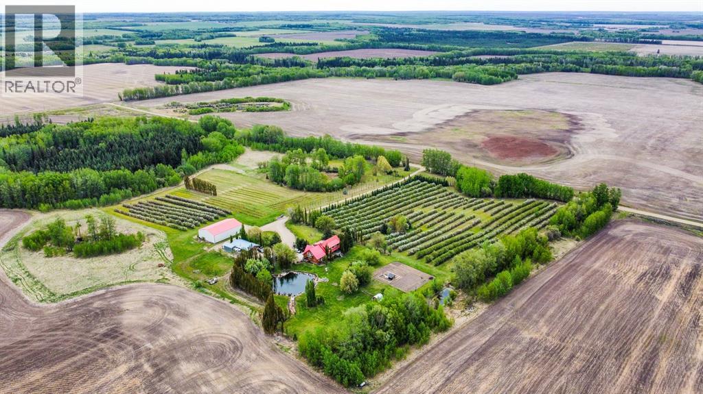 For sale 19132 TWP 825, Rural Northern Sunrise County, Alberta T8S1T1