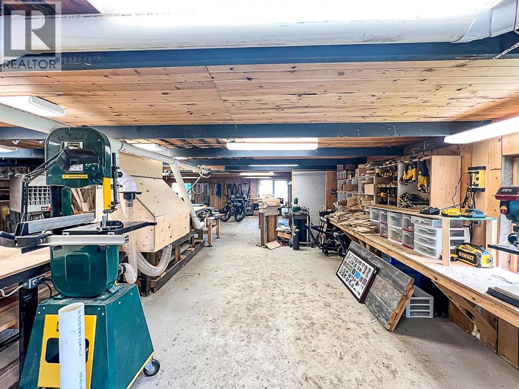 For sale 19132 TWP 825, Rural Northern Sunrise County, Alberta T8S1T1