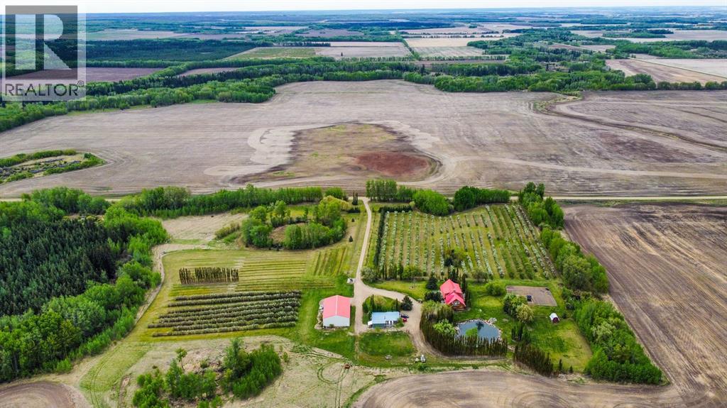 For sale 19132 TWP 825, Rural Northern Sunrise County, Alberta T8S1T1